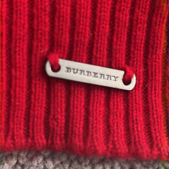 COPY - Authentic Burberry Red Beanie - Picture 2 of 4